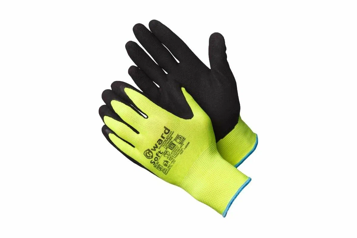 картинка Перчатки Mollis Plus нейлон. с покрытием 3/4 вспененным латексом, р.10  GM1011L-10 черно.-салат. от базы строительно-отделочных материалов